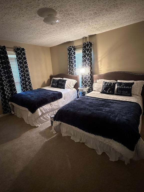 Luxury Lakefront Property Milledgeville Eksteriør bilde